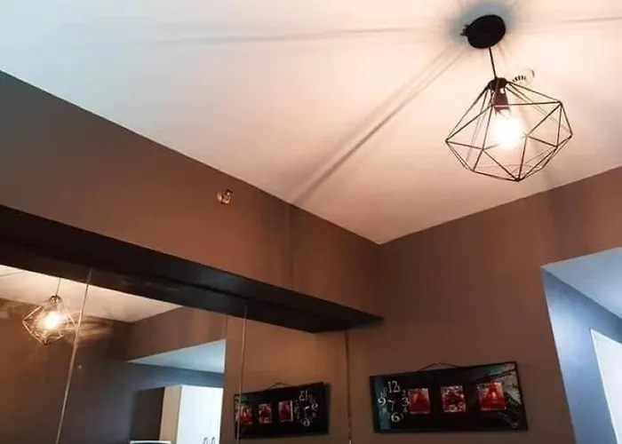 Homey Makati Unit With Netflix Apartment *